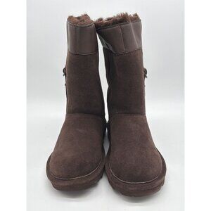 Bearpaw Womens Size 7 Chocolate Sheepskin Boots With Wool Lining & Buckle Accent